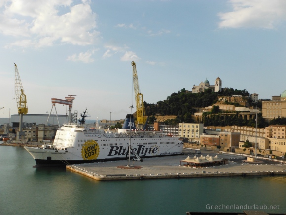 Im Hafen von Ancona, 2012